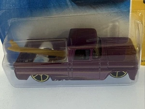 Hot Wheels 2008 Lowrider Custom 62 Chevy Pickup Truck con tavola da surf A - Foto 1 di 18