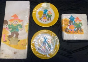 The Wizard Of OZ VINTAGE 1970s Hallmark Cards Party Napkins PLATES & Table Cover - Picture 1 of 9