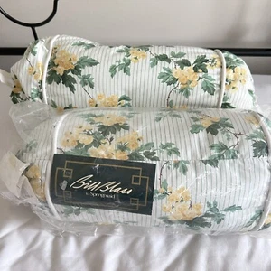 De Colección Bill Blass Springmaid Castleton Almohada Amarilla Refuerzo Cuello Rollo Shabby Roses - Imagen 1 de 9