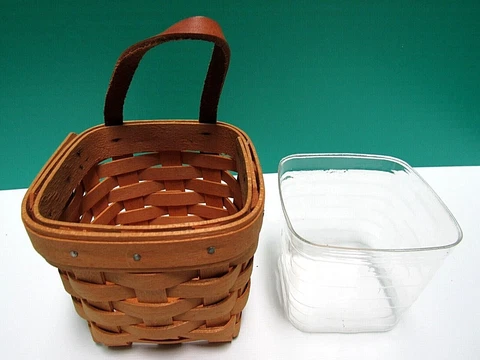 LONGABERGER SMALL SQUARE HANGING BASKET W/ LEATHER STRAP & PLASTIC LINER ~ 1999 Cover