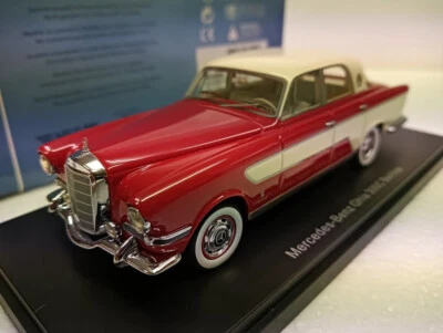 Mercedes  Ghia 300C Berlina (box damaged) 1:43 NEO 47290 - Immagine 1 di 4