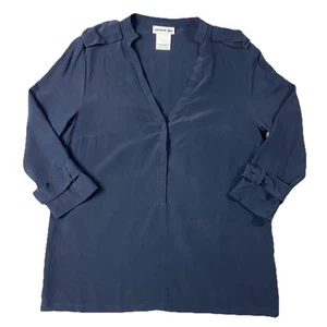 Lacoste 100% Silk V-neck Blouse 3/4 Sleeves  Navy Women M Classic Preppy Minimal - Picture 1 of 13