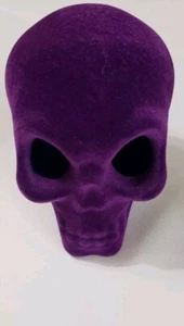 Halloween Hyde And Eek  Skull Decor Purple  Flocked Resin, Spooky Scary 💀 NEW - Picture 1 of 7