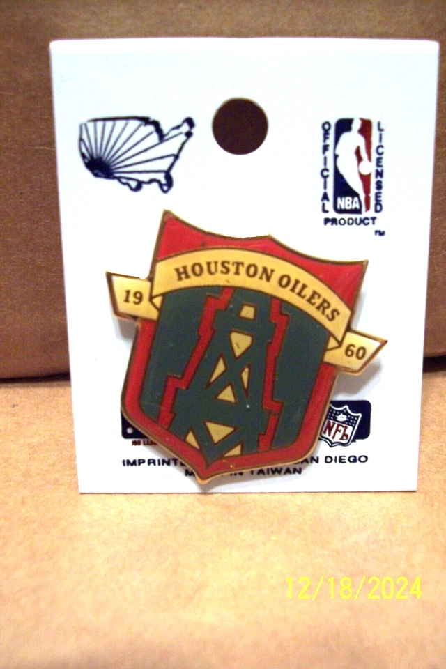 Houston Oilers Collectible Pin - New - Image 1 of 1
