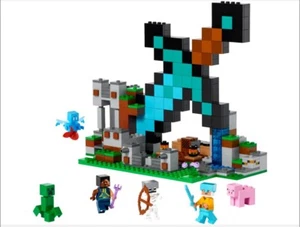 LEGO 21244 The Sword Outpost Minecraft Set New & Sealed *BOX DAMAGE* - Picture 1 of 17