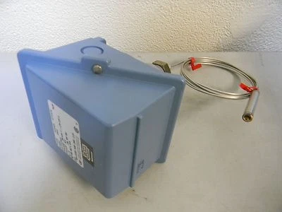 United Electric Remote Temperature Switch - 350 to 600º F 8BS - Image 1 of 2