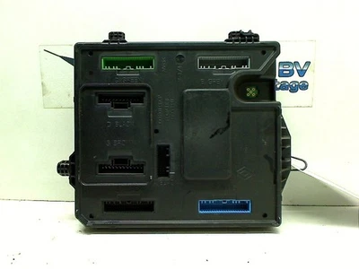 CENTRALINA PORTA FUSIBILI Renault Scénic III (JZ) 2009 284B13297R - Immagine 1 di 3