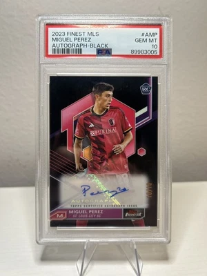 Черная карточка дебютанта с автографом Мигеля Переса 2023 Topps Finest MLS NO10/10 PSA 10 GEM MT - Изображение 1 из 3