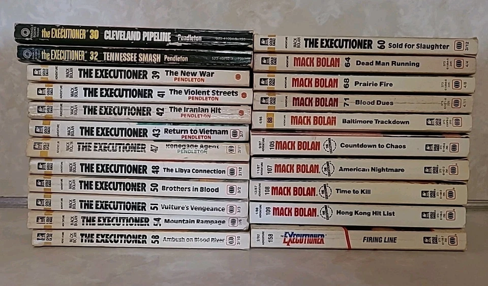 DON PENDLETON'S MACK BOLAN "THE EXECUTIONER" SERIES LOT OF 22 BOOKS - 1977-1992 Foto 1 de 4