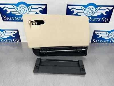 BMW 335i 2009 conjunto de guantera - beige - E93 - 7151352 - 90 k Foto 1 de 4