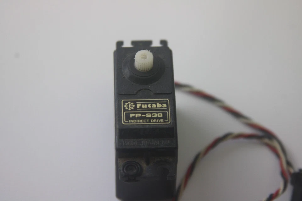 Vintage FP-S38 Indiect Drive Standard Size R/C Servos  - Image 1 of 1
