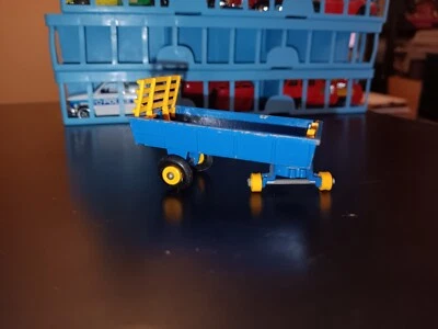 Lesney Matchbox Series No.40 Hay Trailer (England) Blue, Missing Tires - Image 1 of 4