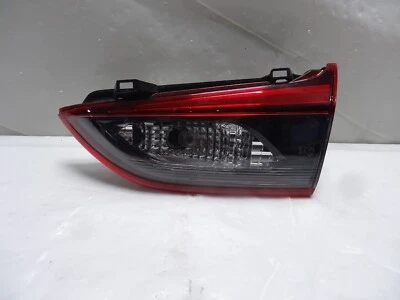 2003-2005 MAZDA 3 halogênio passageiro direito com lanterna traseira interna LED porta-malas bom fabricante de equipamento original - Imagem 1 de 4