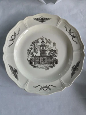 Plato de cena vintage Wedgwood Philadelphia The State House John Wanamaker Foto 1 de 4