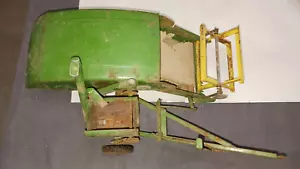 John Deere Combine Replica Toy 1/16 Post-War Antique Lots of patina - Picture 1 of 15