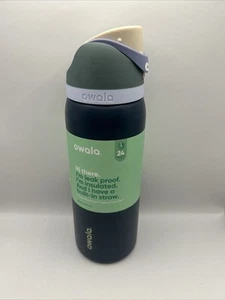 Owala FreeSip 32oz Stainless Steel Water Bottle - Navy Nights - Picture 1 of 4