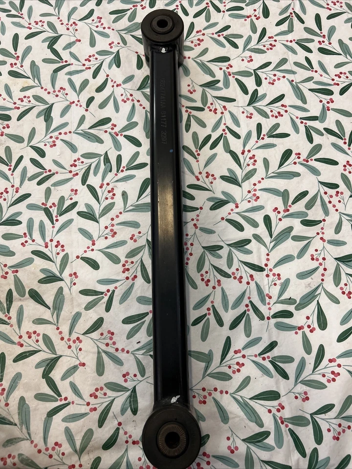 Brazo de control inferior trasero Rubicon 2018-2023 Jeep Wrangler JL OEM 68247741AA Foto 1 de 4