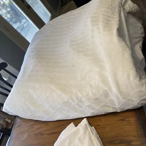 Nautica Comforter King Size White Rope Embossed Design - Picture 1 of 7