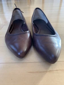 Neu Frye flache Damen-Ballerinas Schuhe braunes Leder 3472165 Slipper Gr. 7.5 - Bild 1 von 12