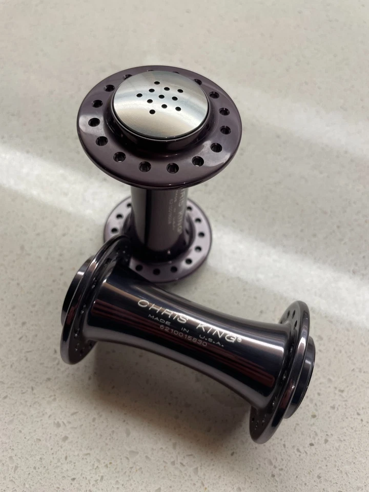 Saleros y pimenteros Chris King Components, color estaño, juego de bujes delanteros R45 Foto 1 de 4