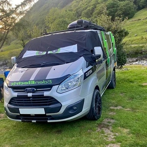 Ford Transit Custom Frontscheibe Displayabdeckung schwarz aus Jalousie Frostaugen grün - Bild 1 von 9