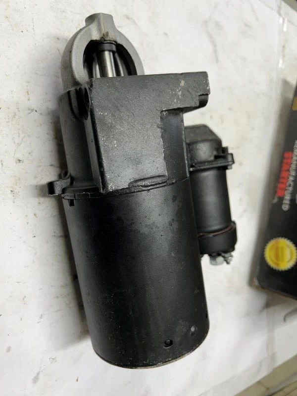 ARRANCADOR REMANUFACTURADO 6415 PARA VEHÍCULOS GM E ISUZU *VER TABLA* SIN CARGA CENTRAL Foto 1 de 3