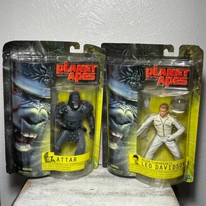 Lote de 2 figuras de acción de colección del planeta de los simios de los años 2000 Attar y Major Leo Davidson - Imagen 1 de 10