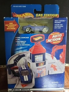 Hot Wheels Auto Action 2000 Tankstelle mit Auto - Bild 1 von 2