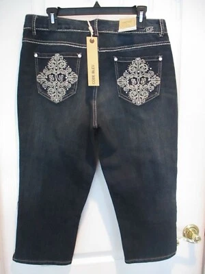 Code Bleu Womens Size 12/30 Andrea Dark Wash Blue Jean Capris Embroidered NEW - Image 1 of 4