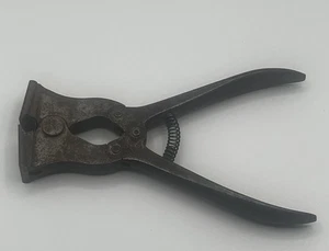 Starrett No. 1 -5-1/2” Wire Cut Nippers w/ Adjustable Jaws - Picture 1 of 2