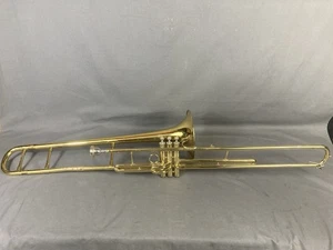 TROMBONE A PISTONI BORGANI MACERATA SIB BOCCHINO BACH CUSTODIA RIGIDA - Foto 1 di 20