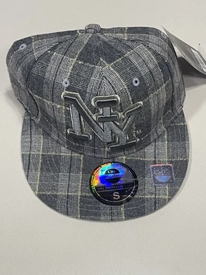 Gorra ajustada NY Flat Bill a cuadros City Hunter bordada talla pequeña sombrero Nueva York Foto 1 de 4