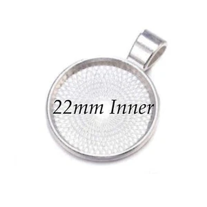 10 x 22mm Shiny Silver Pendants - Picture 1 of 1