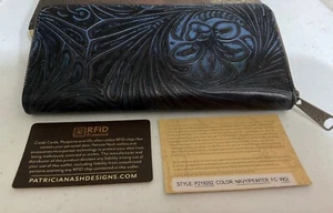 PATRICIA NASH BURNISHED & TOOLED LAURIA NAVY/PEWTER RFID PROTECTED ZIP WALLET - Picture 1 of 4