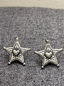 Guess Sheriff Badge Star With Heart Law Enforcement Cowboy Earrings Silver Tone - Picture 1 of 3
