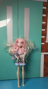 Monster High Frights, Kamera, Action Hauntwood VIPERINE GORGON PUPPE - Bild 1 von 3