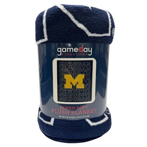 Michigan Wolverines NCAA Northwest Pegasus Super Soft Fleece Throw - Picture 1 of 2