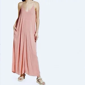 Treasure & Bond Pink Rosette Woven Maxi Dress Sz M Spaghetti Strap Designer New - Picture 1 of 15