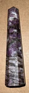 Jet Genuine Obelisk Tower Garnet Metrix Gemstone  - Picture 1 of 5