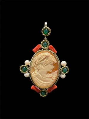 Ciondolo artigianale in argento 925 placcato oro con cammeo antico - Immagine 1 di 4