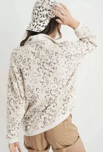 Aerie Small Oversized Animal Print Leopard Creme Braun Kragen Pullover V-Ausschnitt - Bild 1 von 10