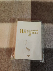 Holy Bible New Testament KJV Pocket King James Version Red Letter Edition - Picture 1 of 3