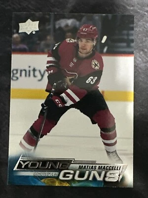 2022-23 Upper Deck Young Guns 216 Matias Maccelli Phoenix Coyotes - Image 1 of 2