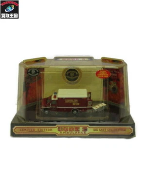 Code 3 Phoenix Fire Department Amdulance R31 Code 3 Collectibles - Photo 1/4