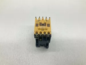 Allen Bradley 700-F220A1 Ser. Relé B 110/120 V 700F220A1 700F (TBI) - Imagen 1 de 9
