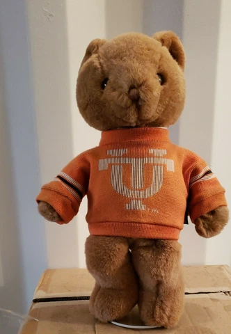 40 Point Roxbury Teddy Bear Plush Wearing A Tennessee Sweater Comes With Stand Cover
