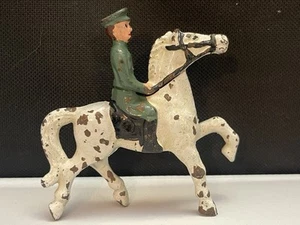 Oficial de Calvario de Hierro Gris G38 / 8MA EE. UU. a Caballo, Hierro Fundido Antiguo EE. UU. - Imagen 1 de 7