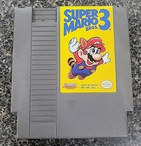 SUPER MARIO BROS 3 NES GAME CARTRIDGE USA SELLER FREE SHIPPING JAPAN MADE - Picture 1 of 2