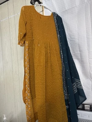 Vestido indio para mujer Foto 1 de 4