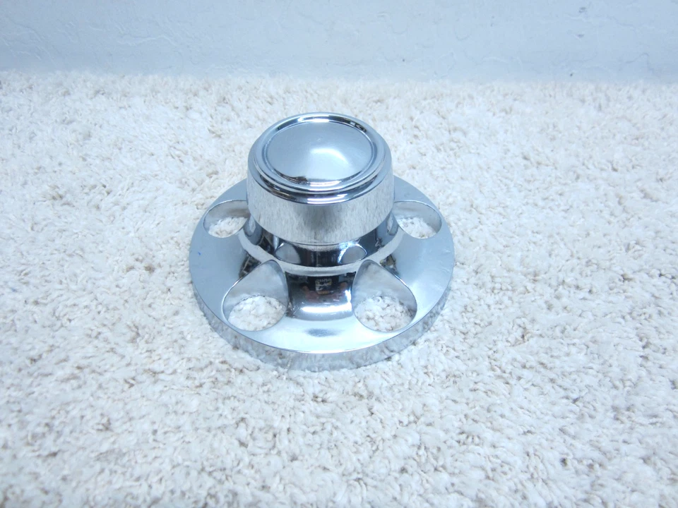 TAPA CENTRAL DE RUEDA MOPAR ASPEN / CORDOBA / MAGNUM / RAM / VOLARE OEM 3699011 #2D-5 Foto 1 de 3